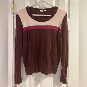 GAP Sweater — Small